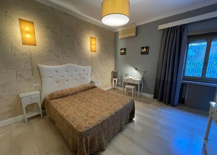 Tiburtina Garden Oda ve Kahvaltı 4*