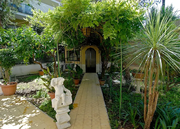 Oda ve Kahvaltı Tiburtina Garden