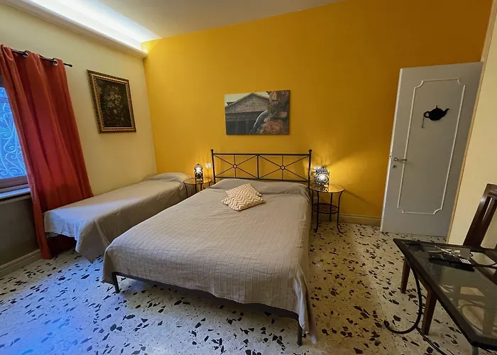 Tiburtina Garden Oda ve Kahvaltı 4*